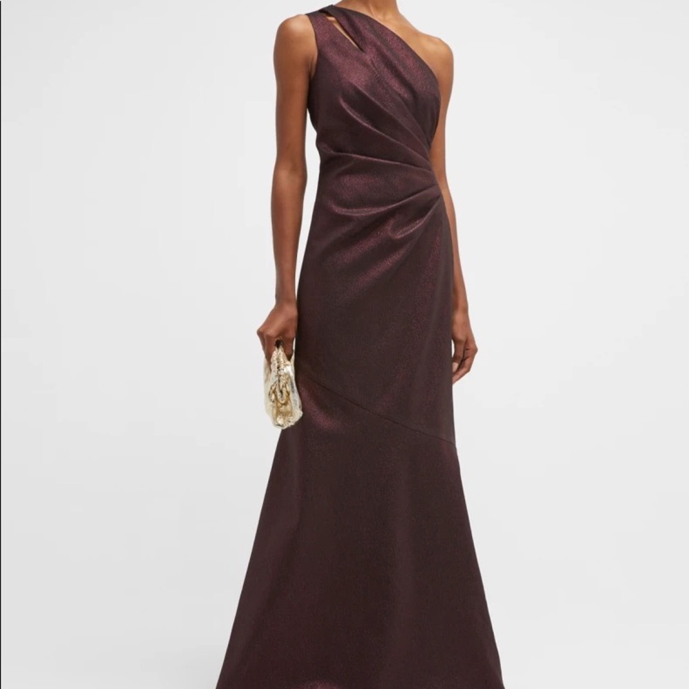 Maxi formal gown in deep wine colored. Never been worn!